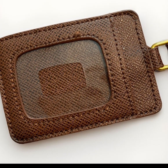 Adrienne Vitadini Brown luggage tag ID holder brown leather gold tone Logo - Picture 4 of 6